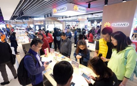 旧家电被diss，818小镇青年、农村大妈都爱“猎新”