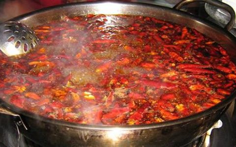 天味食品去年业绩增长11% 股价提前启动一个月上涨50%