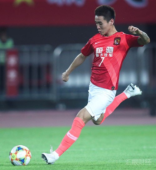 剑指世界顶级品牌 恒大新能源汽车“恒驰”亮相亚冠