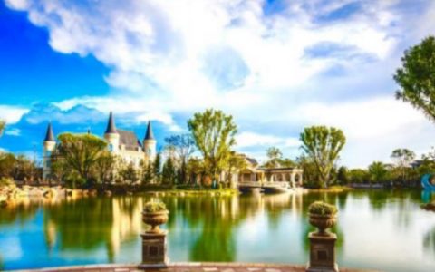 恒大开出“赚钱保险单” 全民躺赚+最佳抄底时机