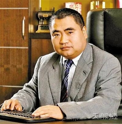 55岁泸州老窖集团董事长张良为何突然请辞？尚未到退休年龄，曾创1573神话