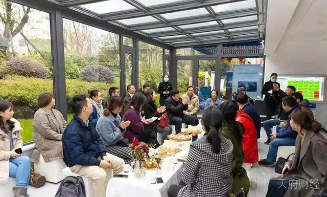 “鉴证成都城市建设发展”系列活动首站 ——探寻公园城市新场景沙龙活动圆满举行