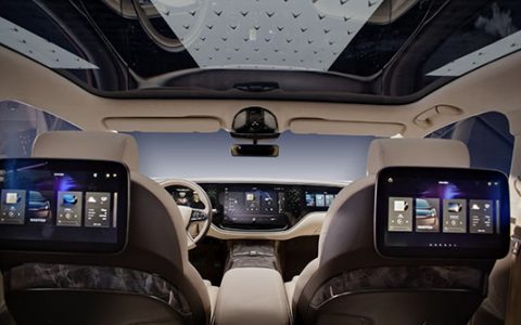 “三招”齐发：恒驰成上海车展最闪耀的“人气王”