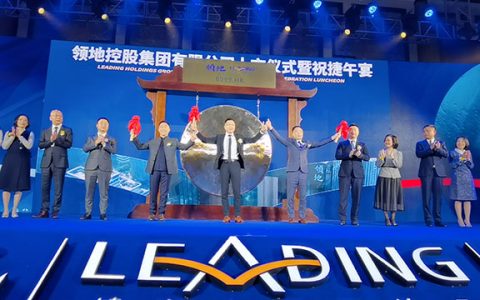 拼的就是长期主义！四川地产赴港上市第一股来了