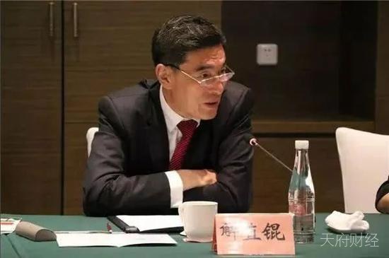 来自解直锟的证词 中植系也挺不容易