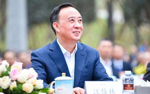 证监会对郎酒IPO“53问” 压货经销商催肥业绩、古蔺郎酒厂“私有化”等问题待落实