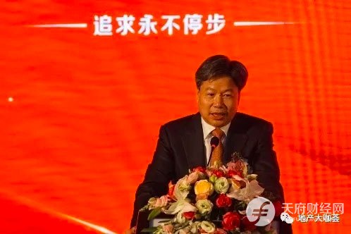 “地产教父”杨树坪悲情谢幕：5家公司被申请破产清算，仅剩西藏棕枫一棵独苗