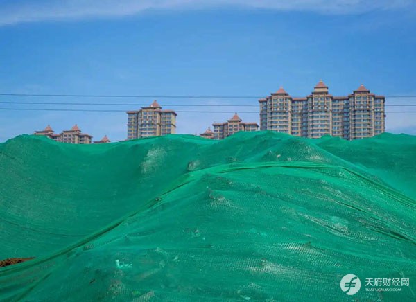 魔幻的石家庄楼市：官方通报44个烂尾项目，16家开发商被立案侦查