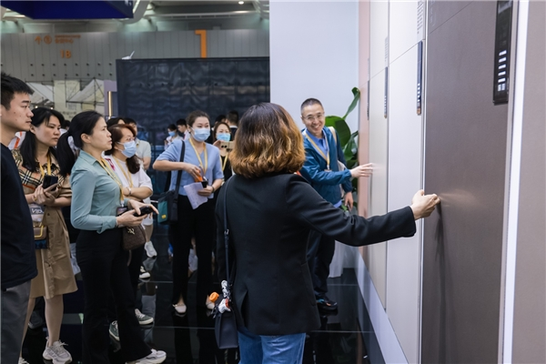 解码宏宇陶瓷品牌升级战略，激发行业发展新动能