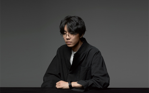 民谣诗人助力校园歌手大赛 十二月来成都聆听陈鸿宇的青春乐章