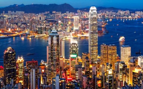 香港再显明珠风采：资管巨头瞄准亚洲家族办公室