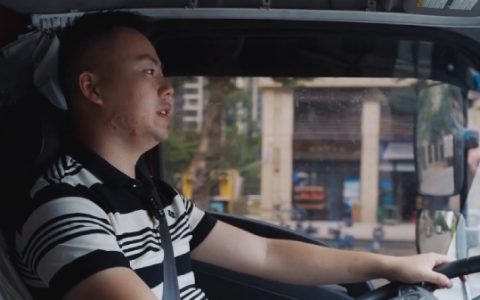运满满司机胥鹏飞：“我想打造一个移动的货车理发厅”