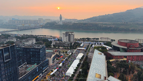 七千跑者共竞“天府之肺” “体育+文旅”跑出雅安冬日魅力